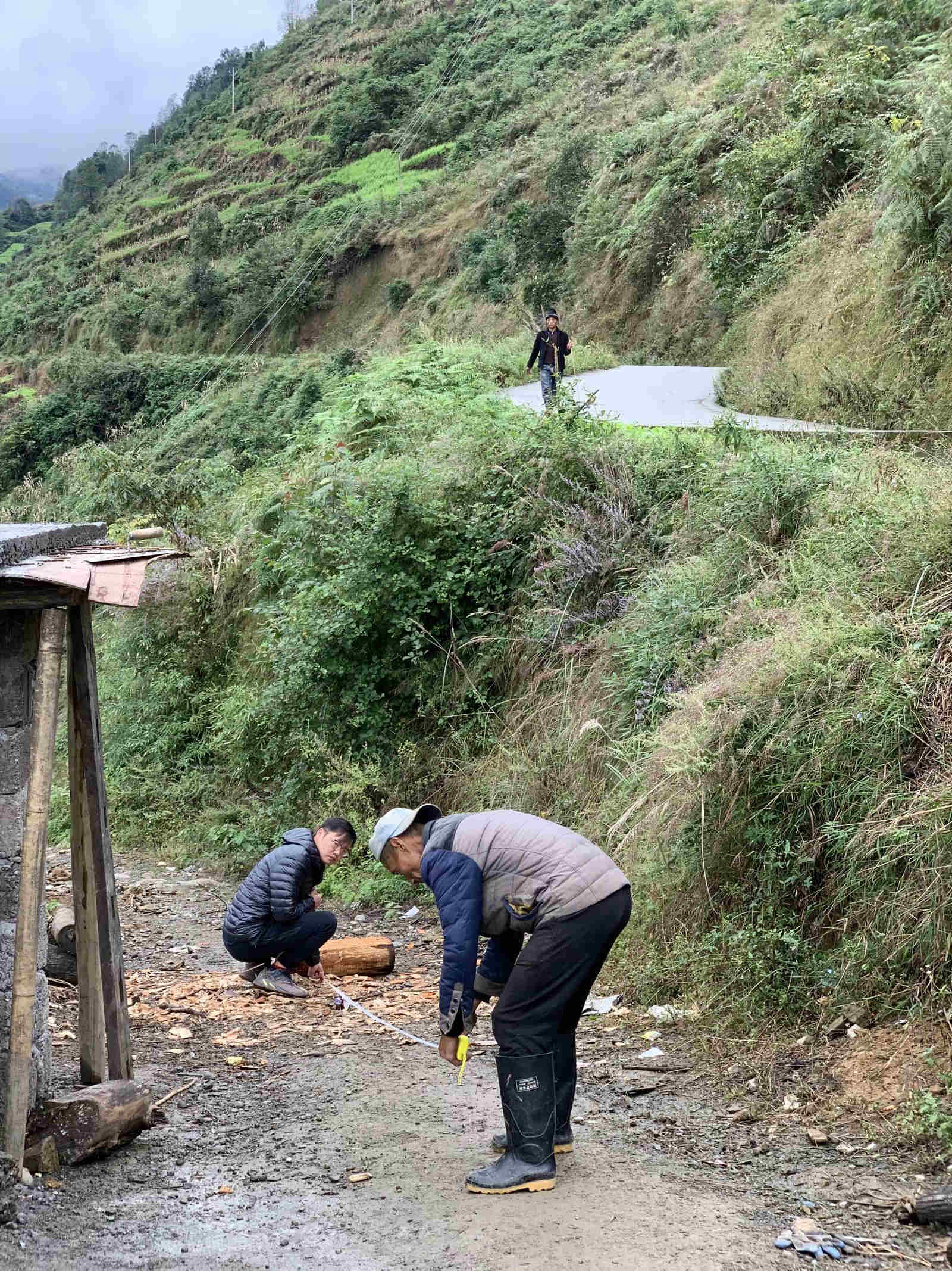 丈量路路宽度